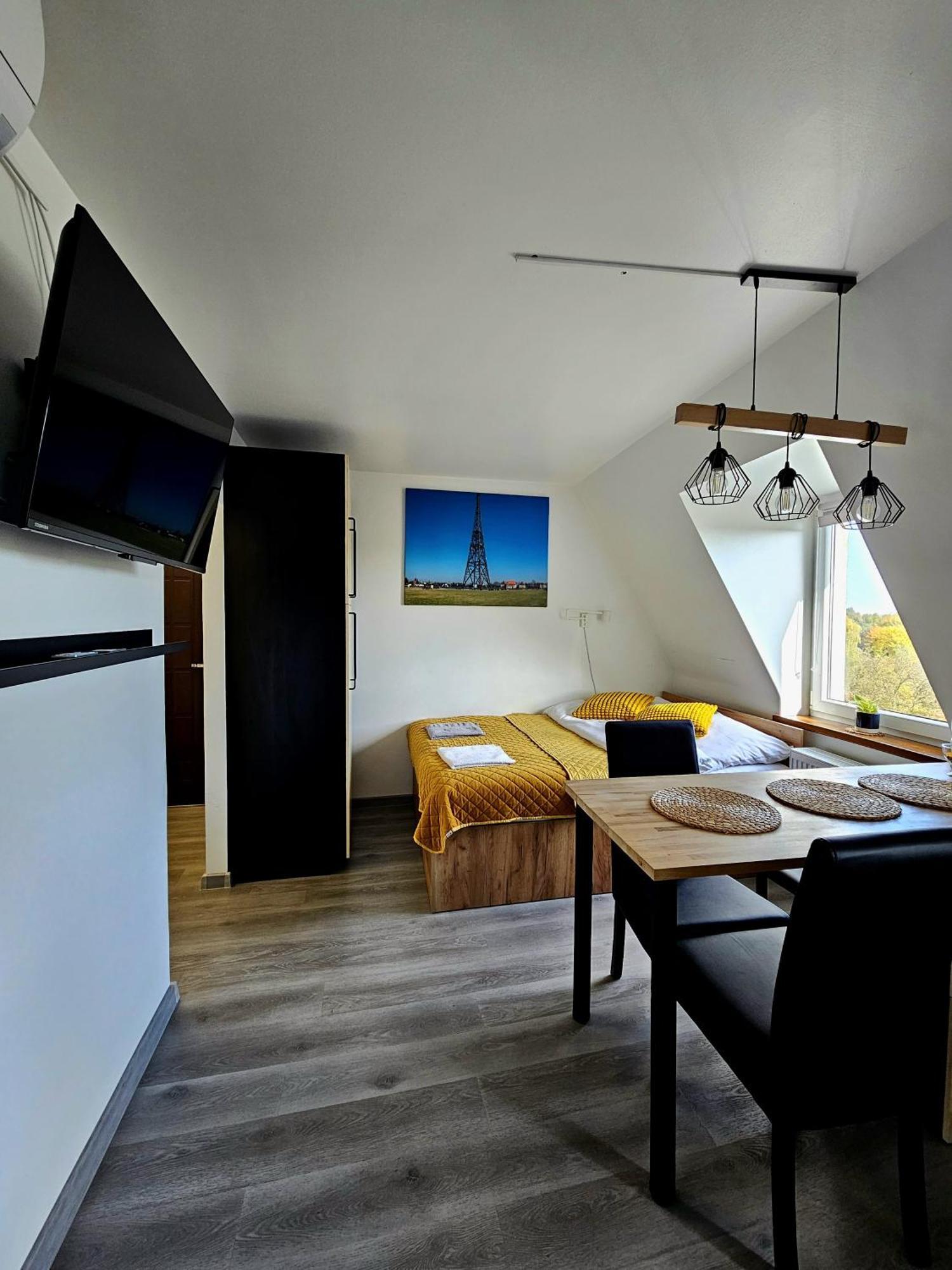 Apartament Pod Radiostacja -Gliwice Tarnogorska, Parking Free, Klimatyzacja מראה חיצוני תמונה